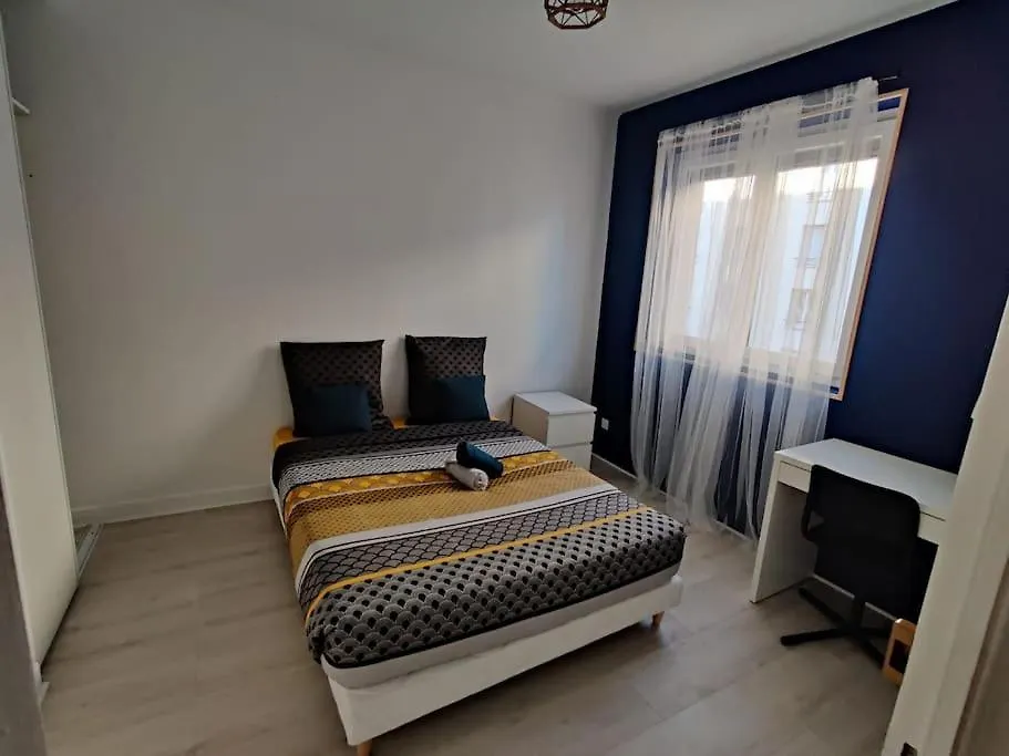 Appartement Meuble F4 Centre Clermont-Ferrand Proche Gare Sncf, Stade Rugby, Jaude, France