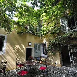 Bed & Breakfast Chambres D'hotes Le Petit Siam : Le Calme En Centre